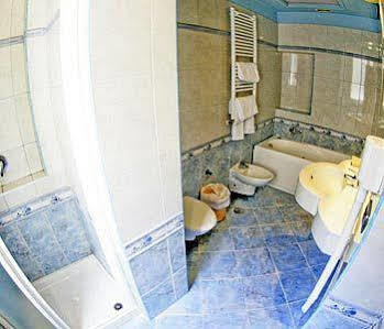 Hotel Louisiana 2*